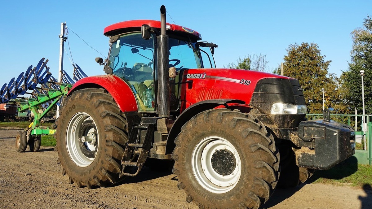 Трактор Case IH 210 у господарстві