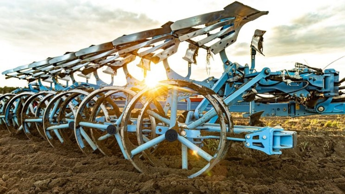 Lemken представив оновлений плуг Diamant 18 з інтегрованим котком