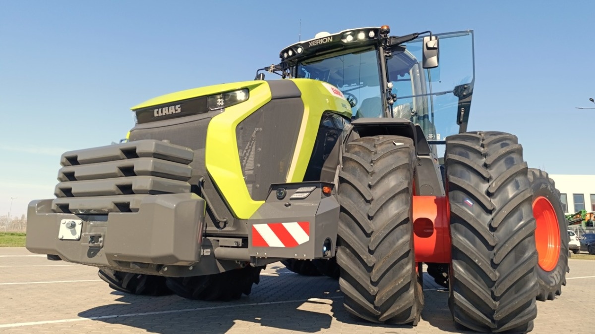 Claas офіційно представив в Україні трактор Xerion 12.650 та