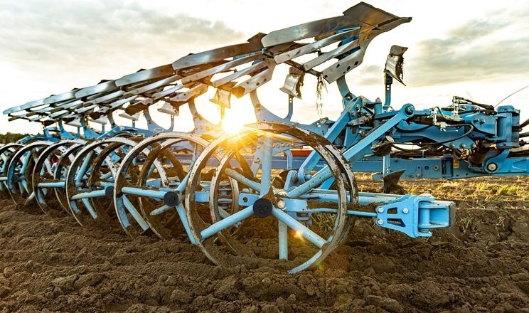 Lemken представив оновлений плуг Diamant 18 з інтегрованим котком