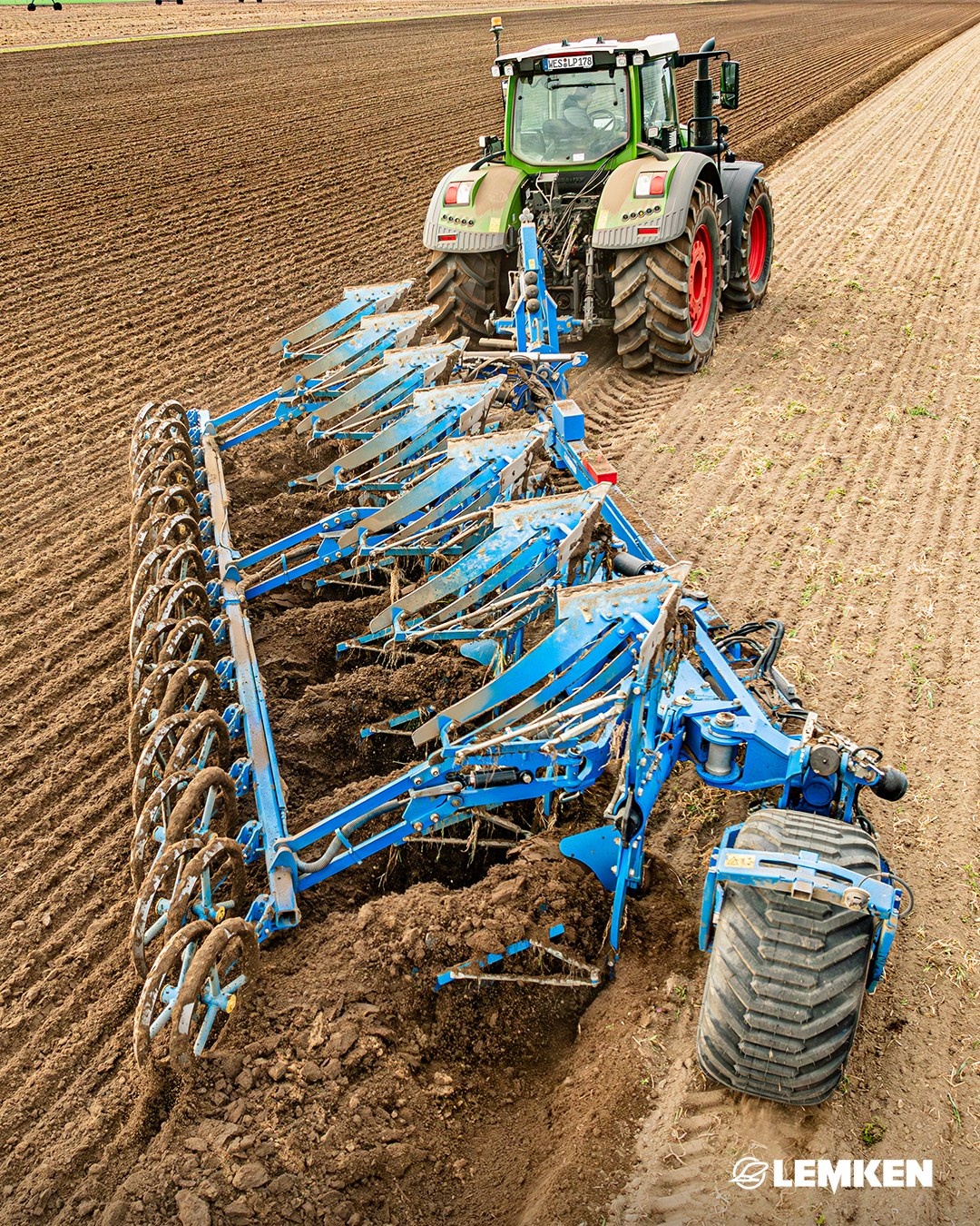 Lemken представив оновлений плуг Diamant 18 з інтегрованим котком