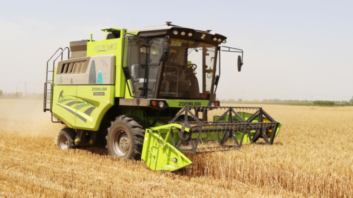 Zoomlion запустив в серію перший в Китаї зернозбиральний комбайн AI зі ...
